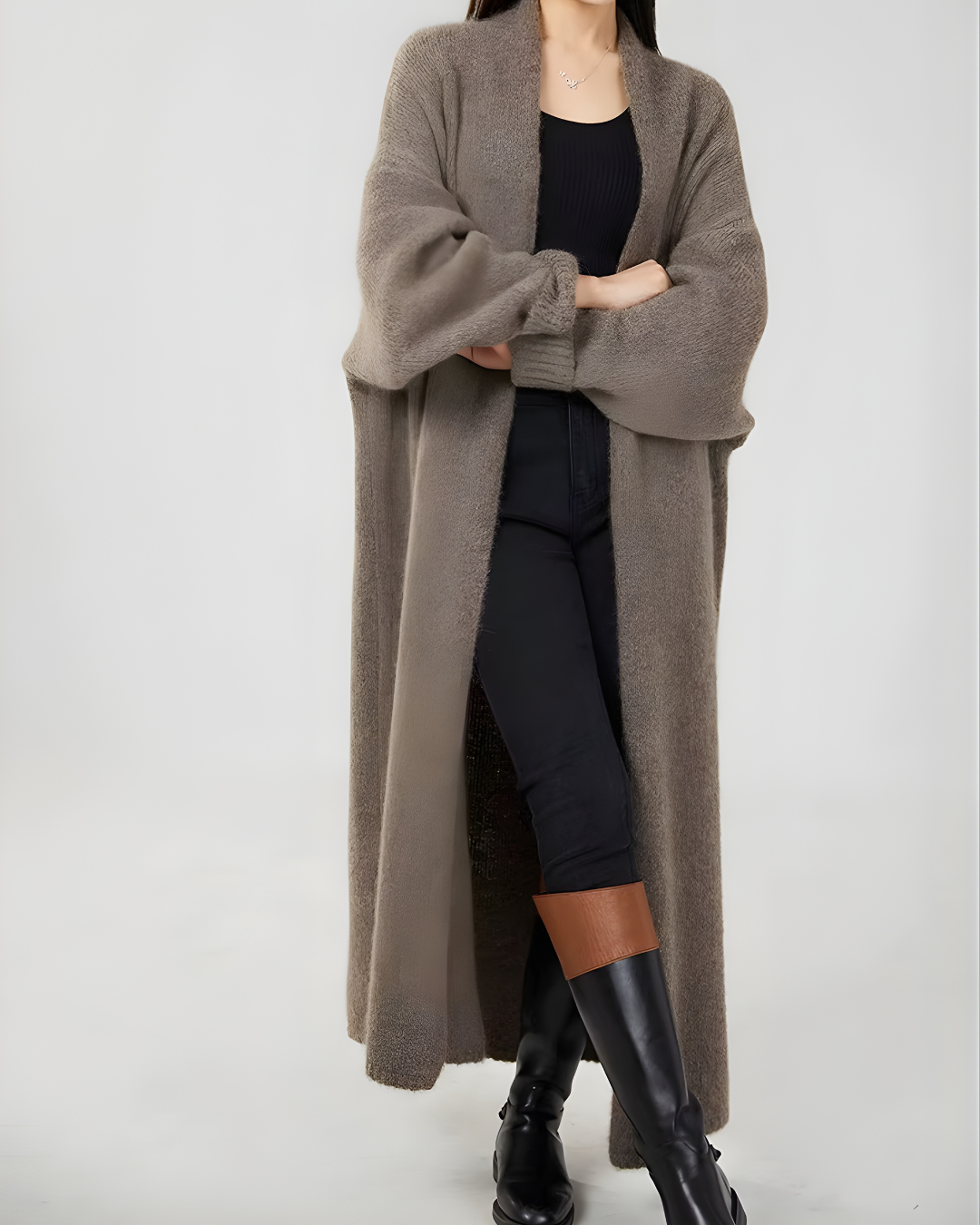 Cardigã Leve com Botões