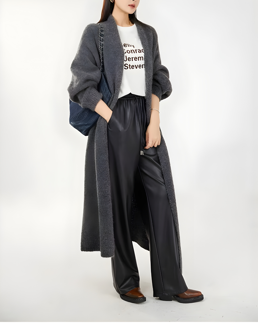 Cardigã Leve com Botões